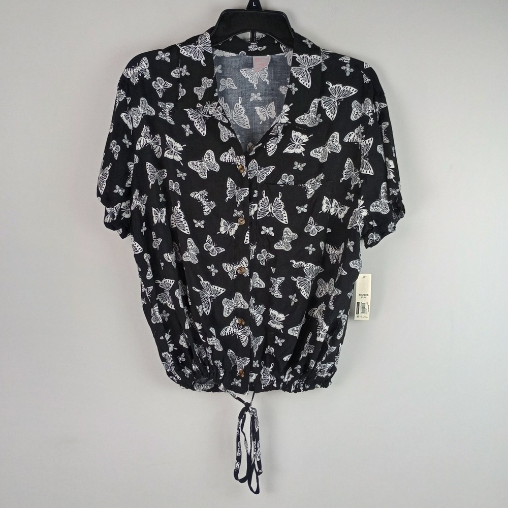 NWT No Boundaries Womens XXL Black Butterfly Print Short Sleeve Tie Woven Shirt